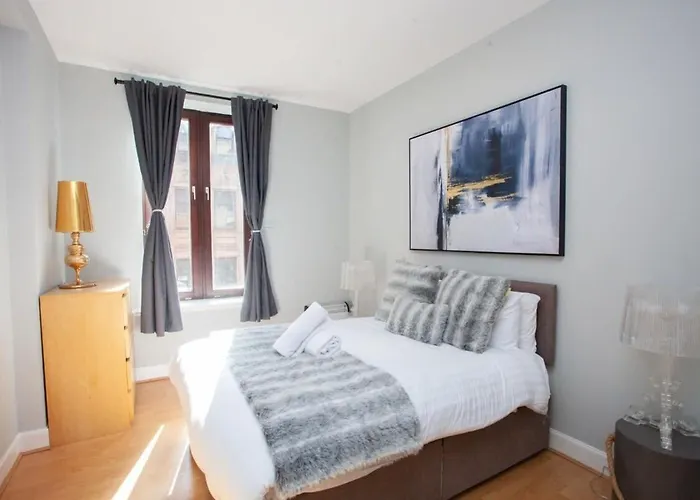 Modern And Refurbished Flat In Merchant City